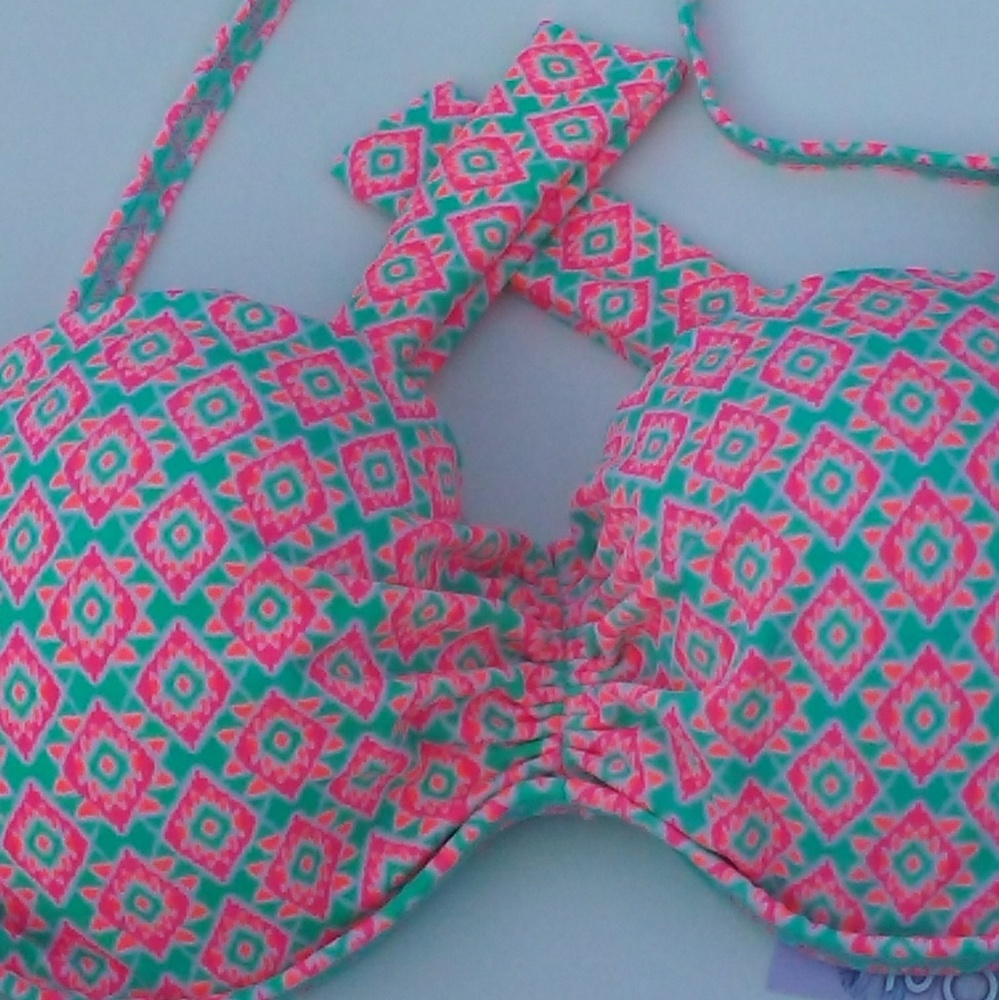 Bikini top